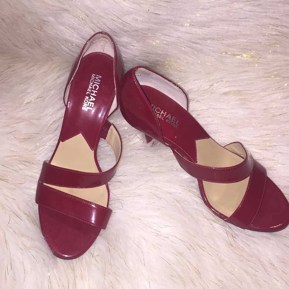 Michael Kor red heels size 7